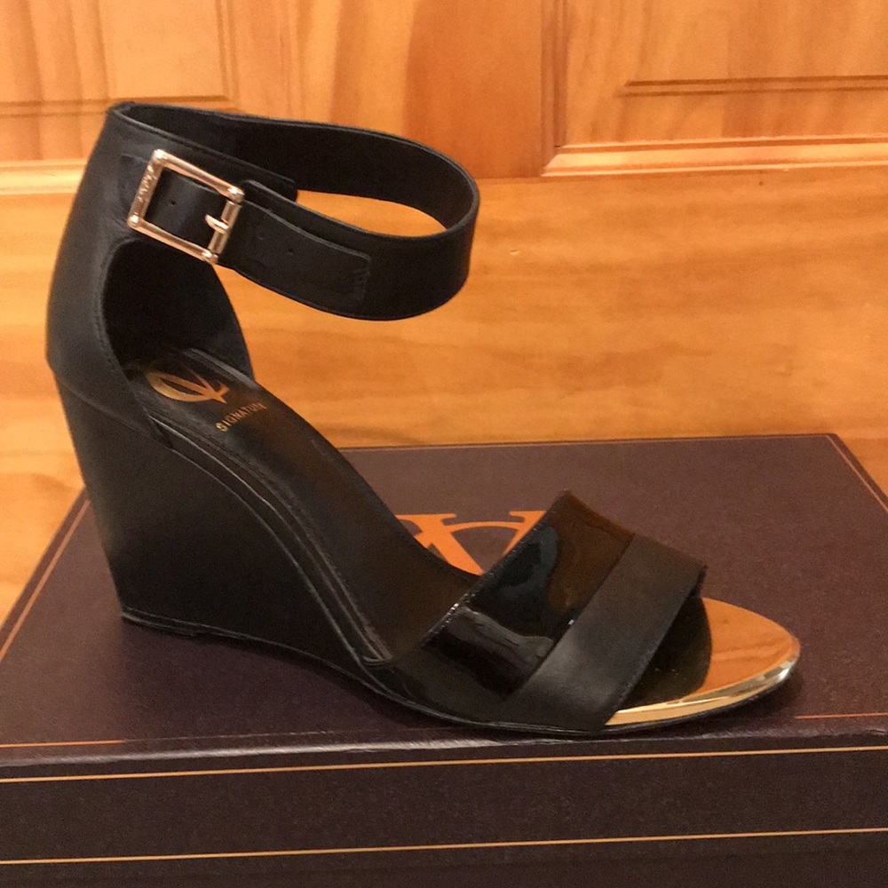 Vince Camuto Signature Imogene